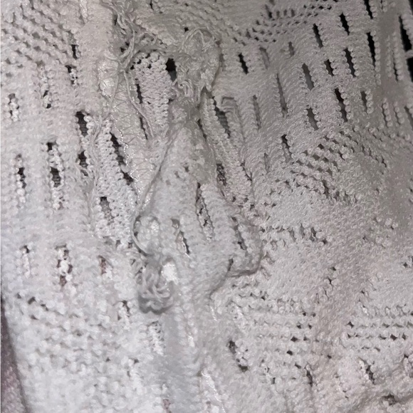 FREE with Any Purchase - Xhilaration Top or Swimsuit Coverup ,White, Size Small - Picture 5 of 5